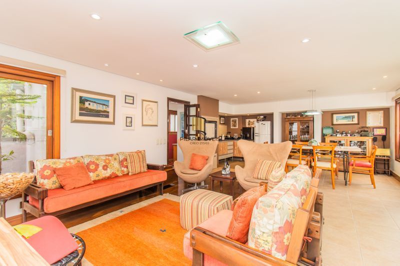 Cobertura Exclusiva com Vista Privilegiada no Coração do Bairro Moinhos de Vento