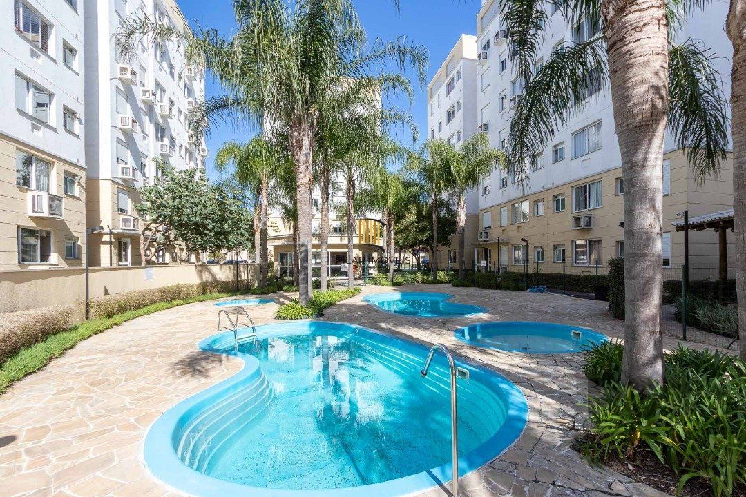 Apartamento 2 quartos, 1 vaga escritura, elevador - Bairro Cristal