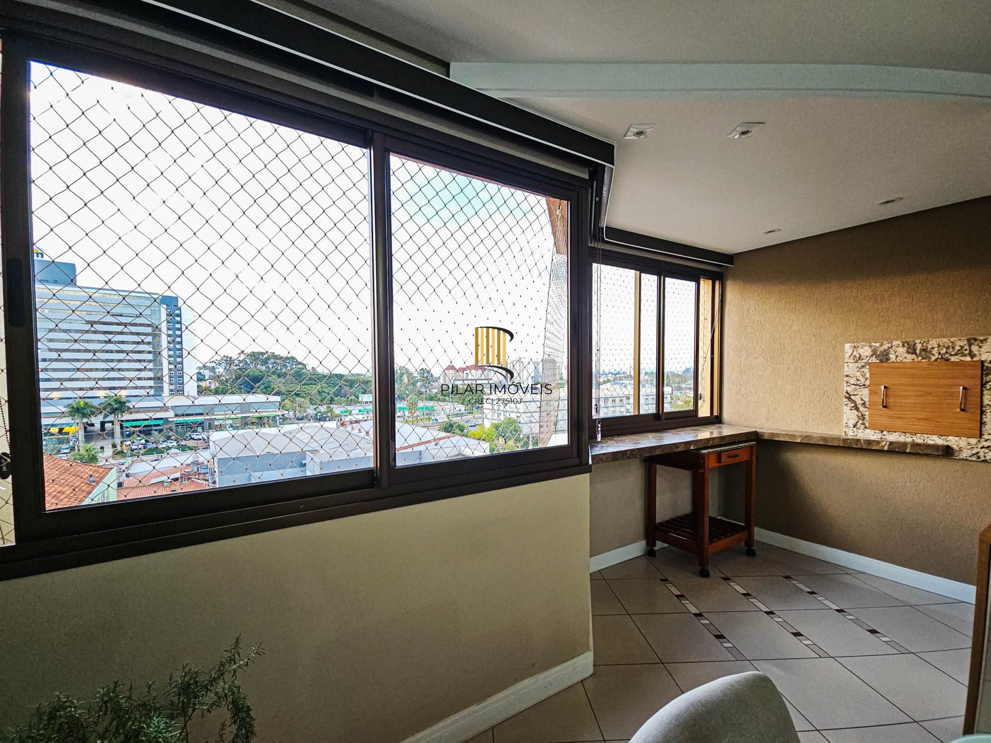 Apartamento 3 dormitórios no bairro Vila Ipiranga
