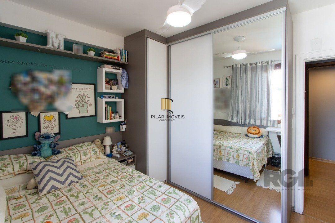 Casa 3 dormitórios no bairro Medianeira