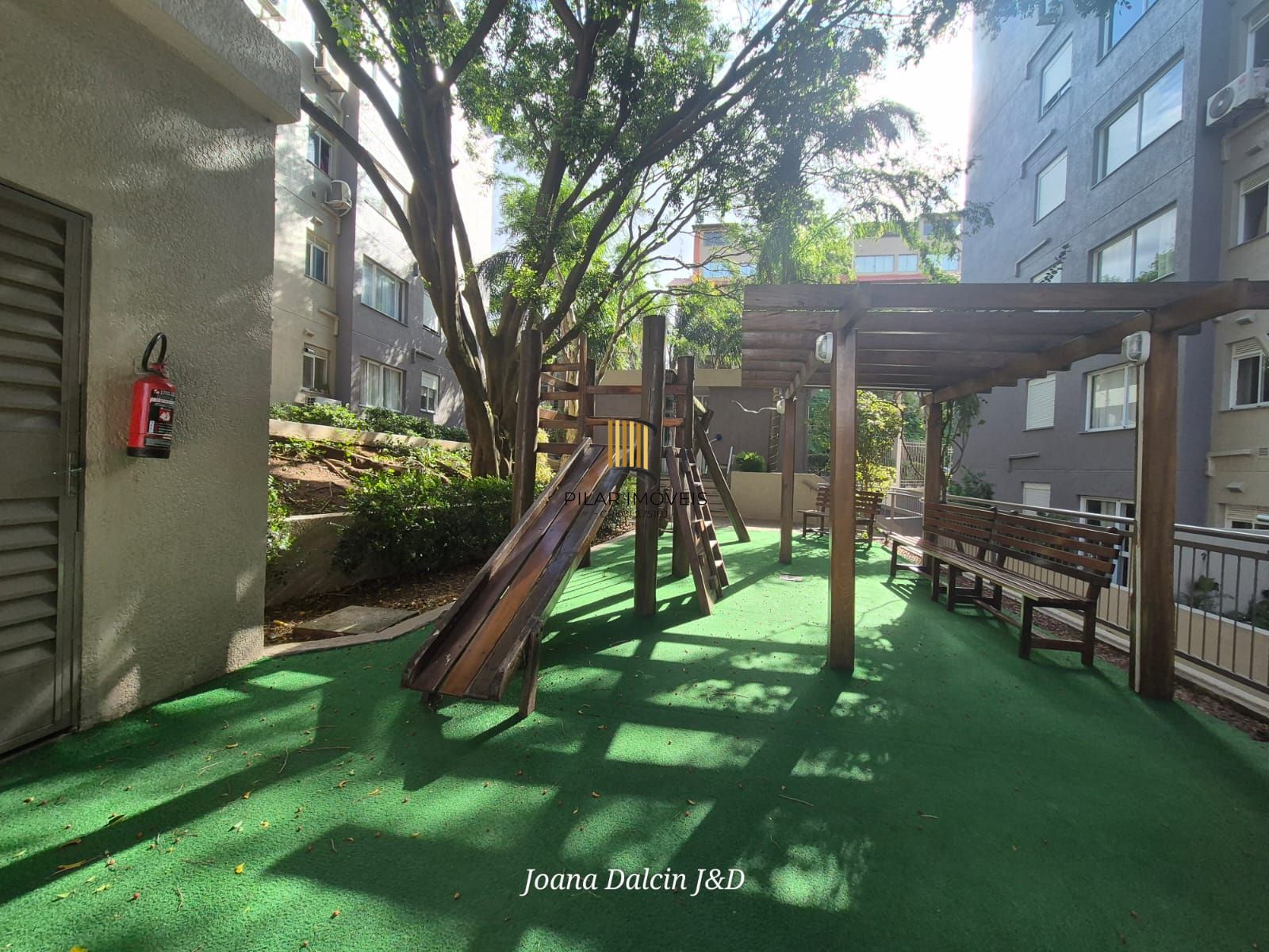 Apartamento 2 dormitórios no bairro Santa Tereza