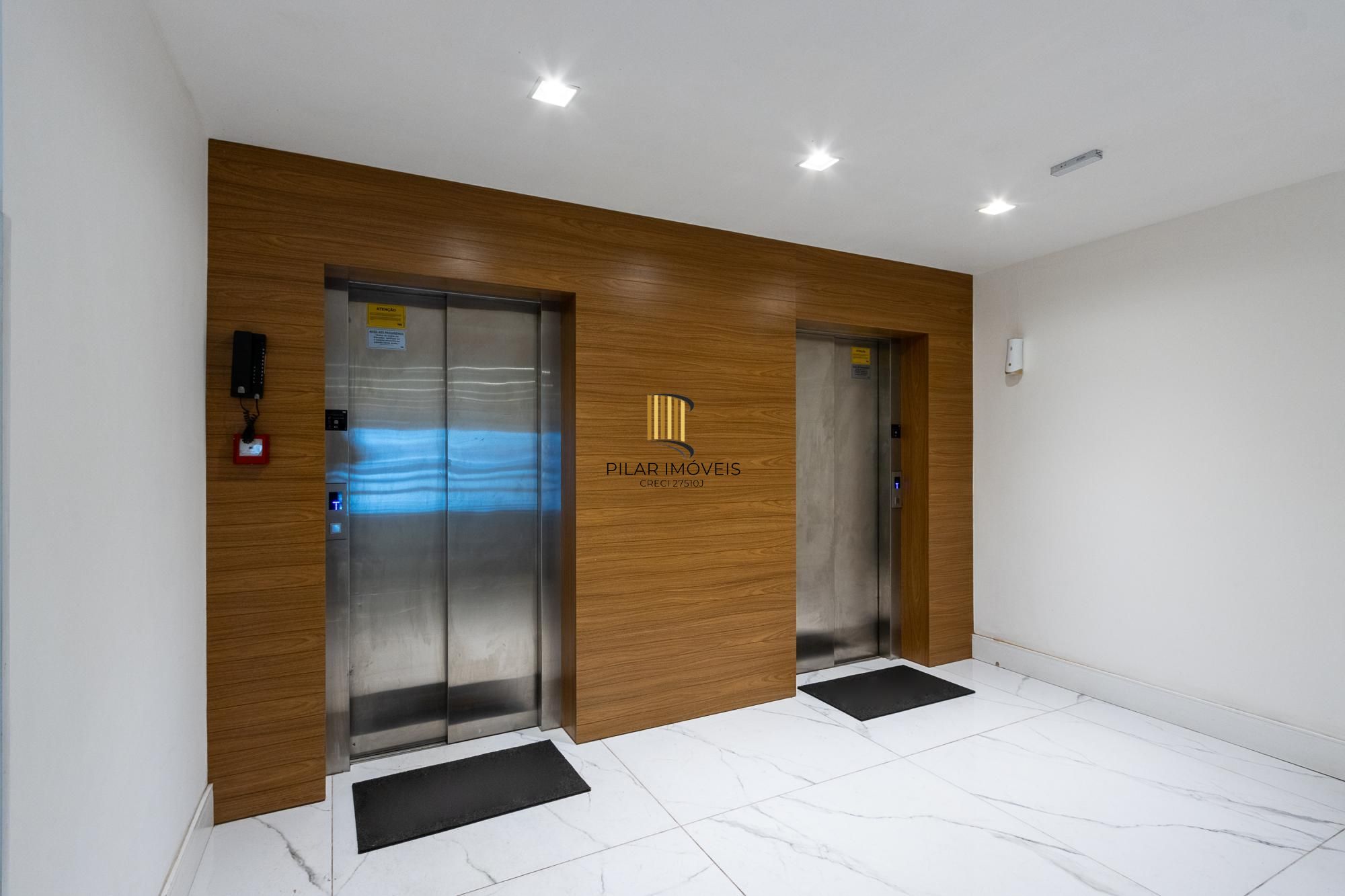 Apartamento 3 dormitórios no bairro Menino Deus