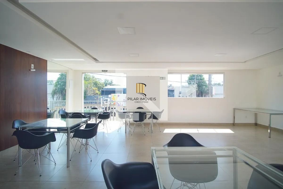 Apartamento 2 dorm, 1 banheiro e vaga escriturada - bairro Morro Santana
