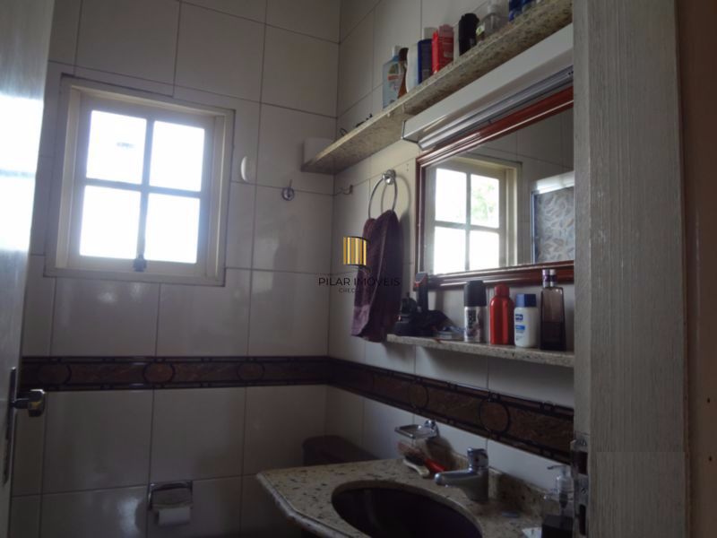 Casa para Venda - 170m², 3 dormitórios, sendo 1 suites, Camaquã