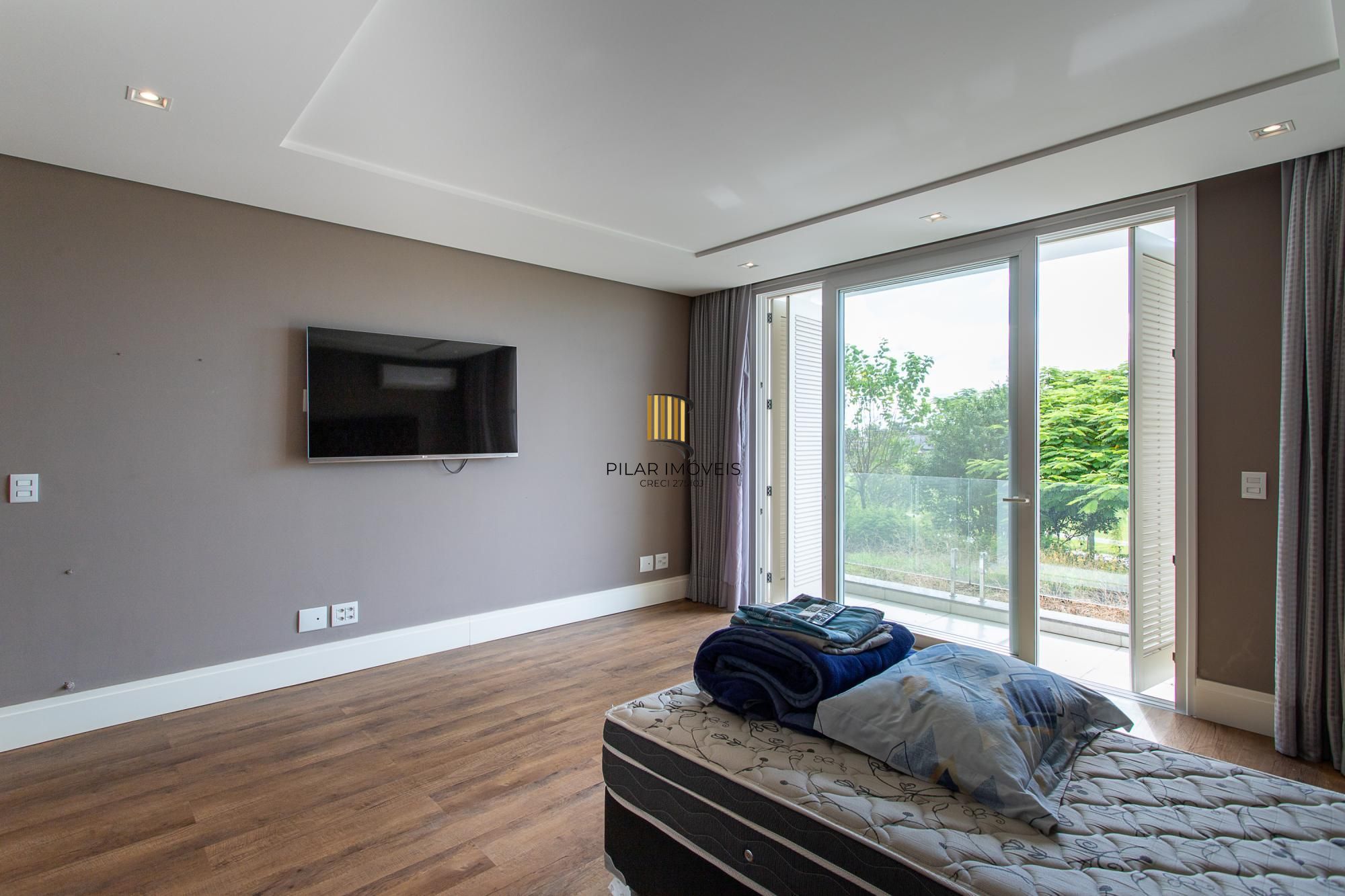 Casa de Condomínio 4 dormitórios no bairro Terraville