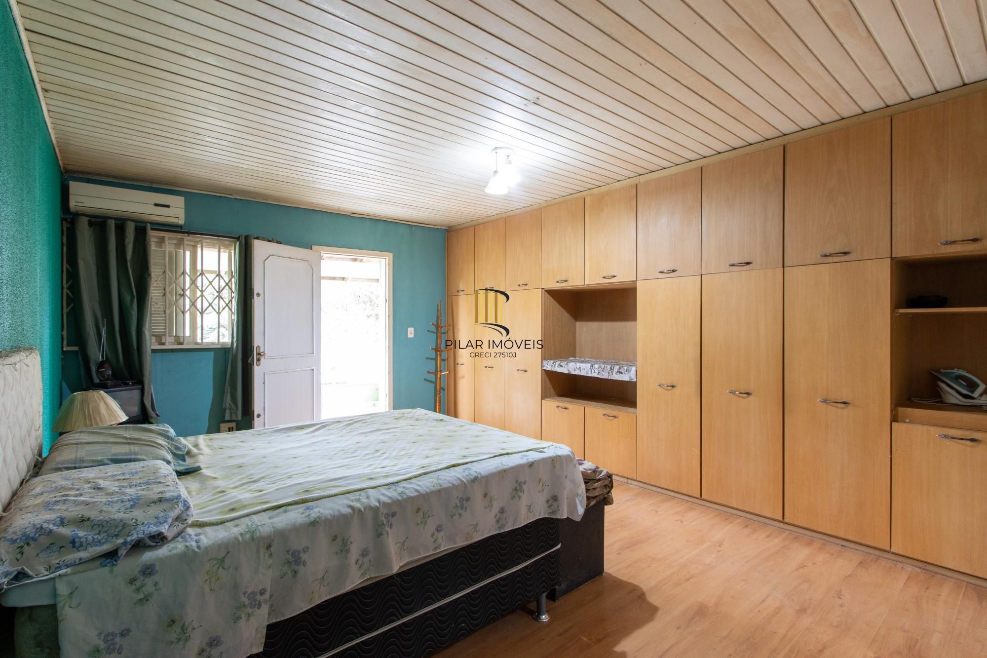 Casa para Venda - 385m², 4 dormitórios, sendo 3 suites, 2 vagas - Belém Velho