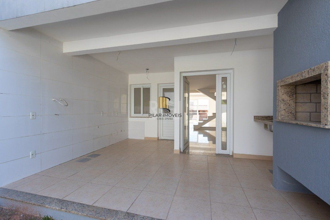 Casa para Venda - 168m², 3 dormitórios, sendo 1 suites, 2 vagas - Imperial Park
