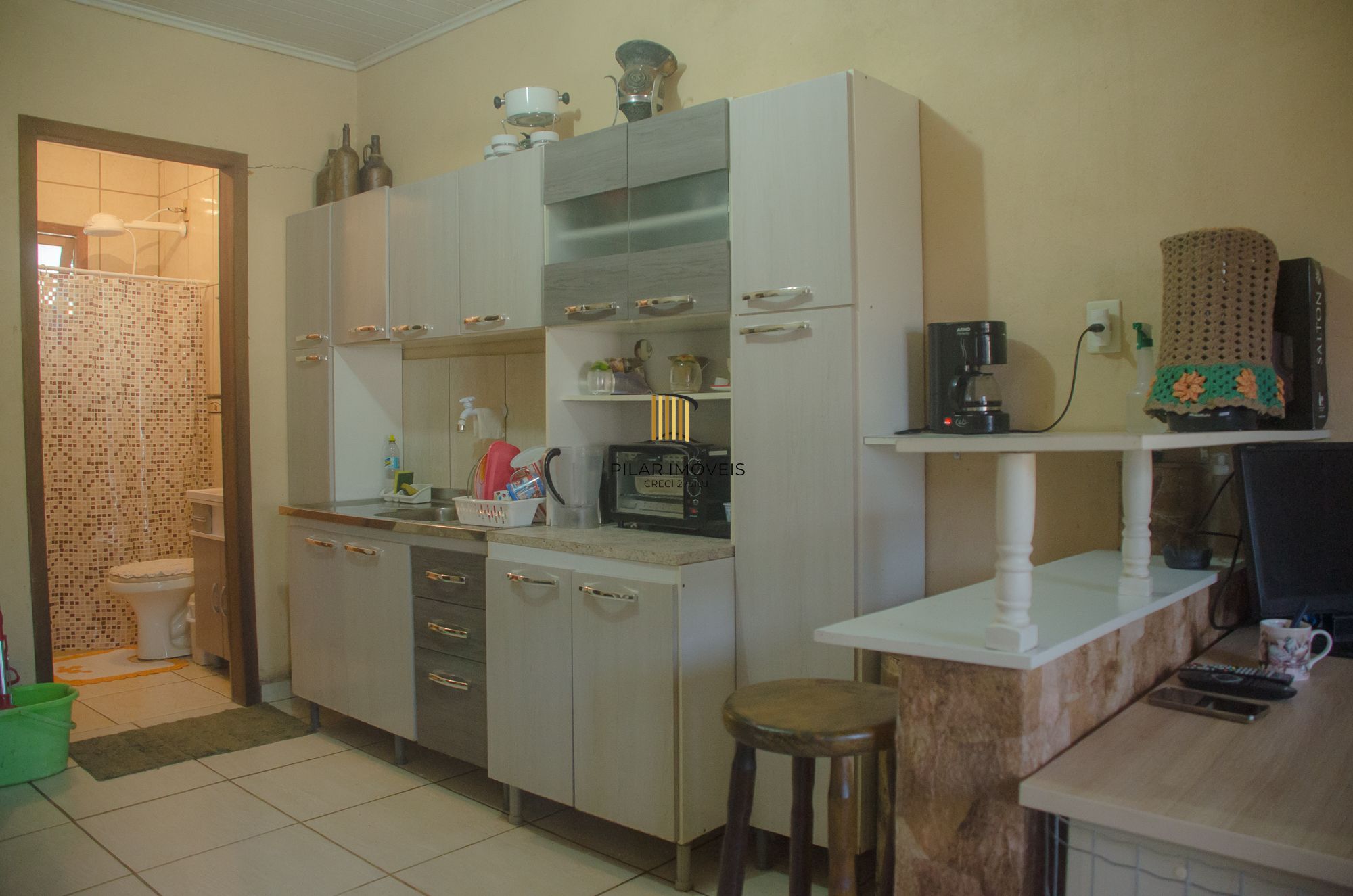 Oportunidade- Terreno com 300m² com duas casas!!!