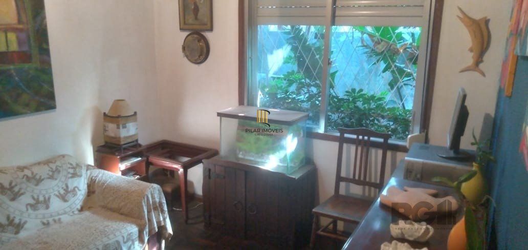 Casa 3 dormitórios no bairro Ipanema