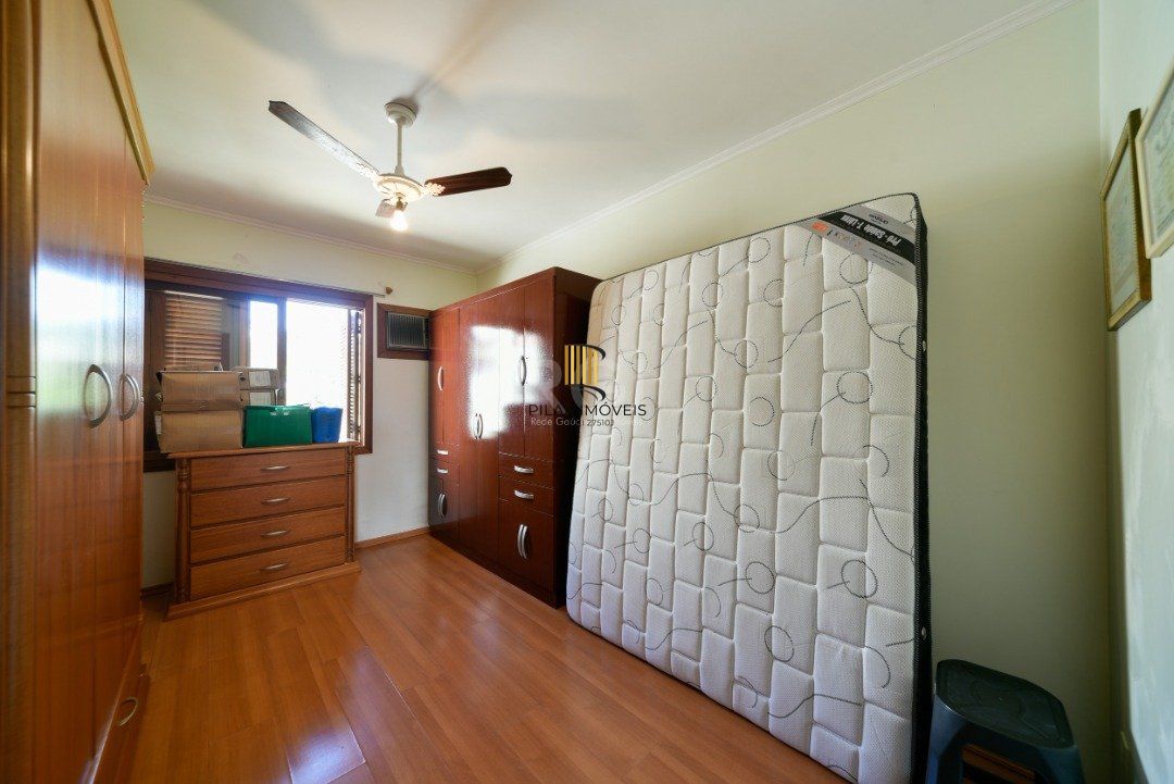 Casa Condominio para Venda - 240m², 3 dormitórios, sendo 1 suites, 3 vagas - Tristeza