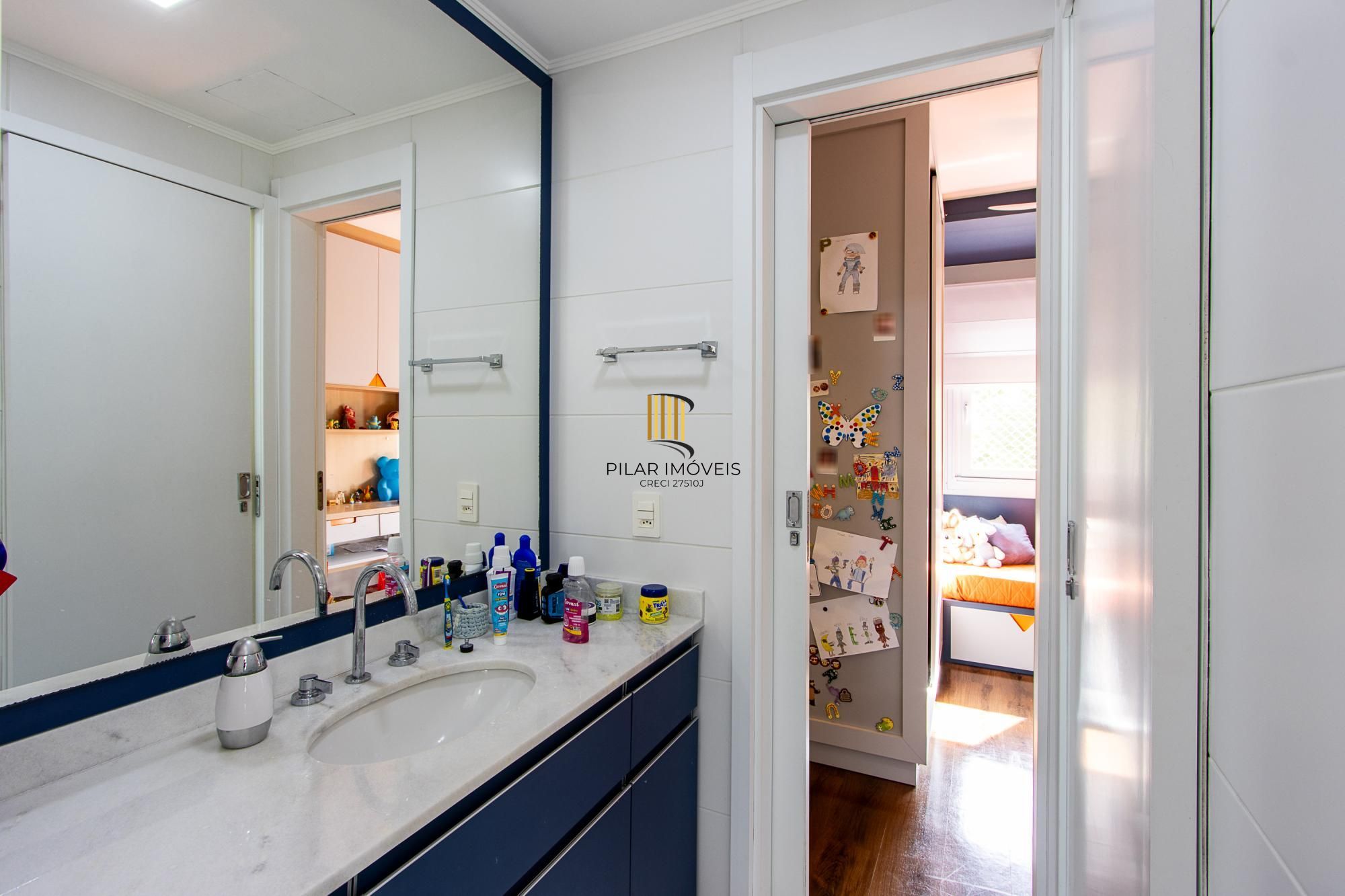 Apartamento impecável, orientação solar privilegiada!