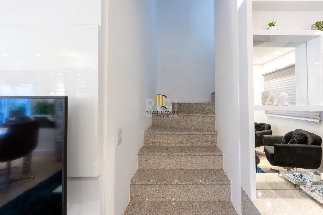 Casa Condominio para Venda - 202m², 3 dormitórios, sendo 1 suites, 2 vagas - Tristeza