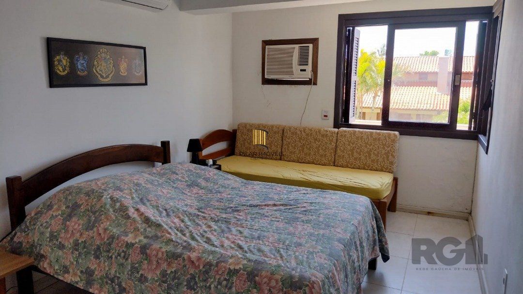Casa 4 dormitórios no bairro Atlântida