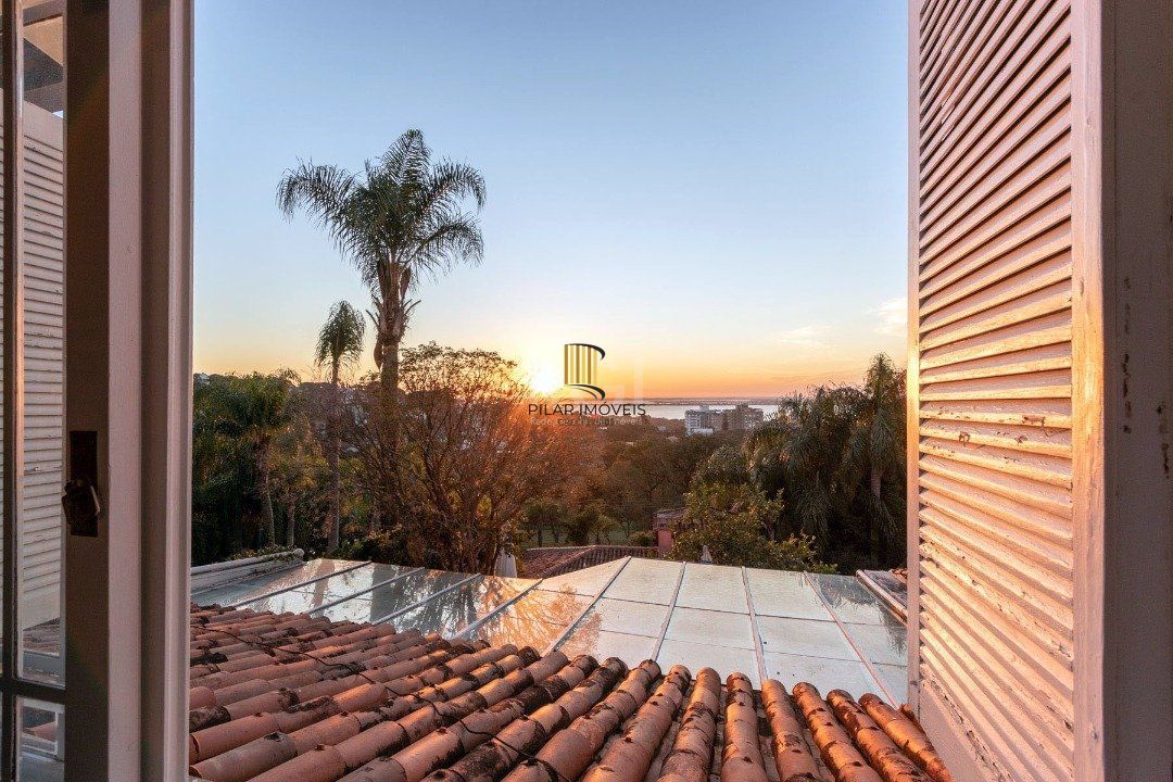 Casa Condominio para Venda - 381.1m², 4 dormitórios, sendo 2 suites, 4 vagas - Santa Tereza