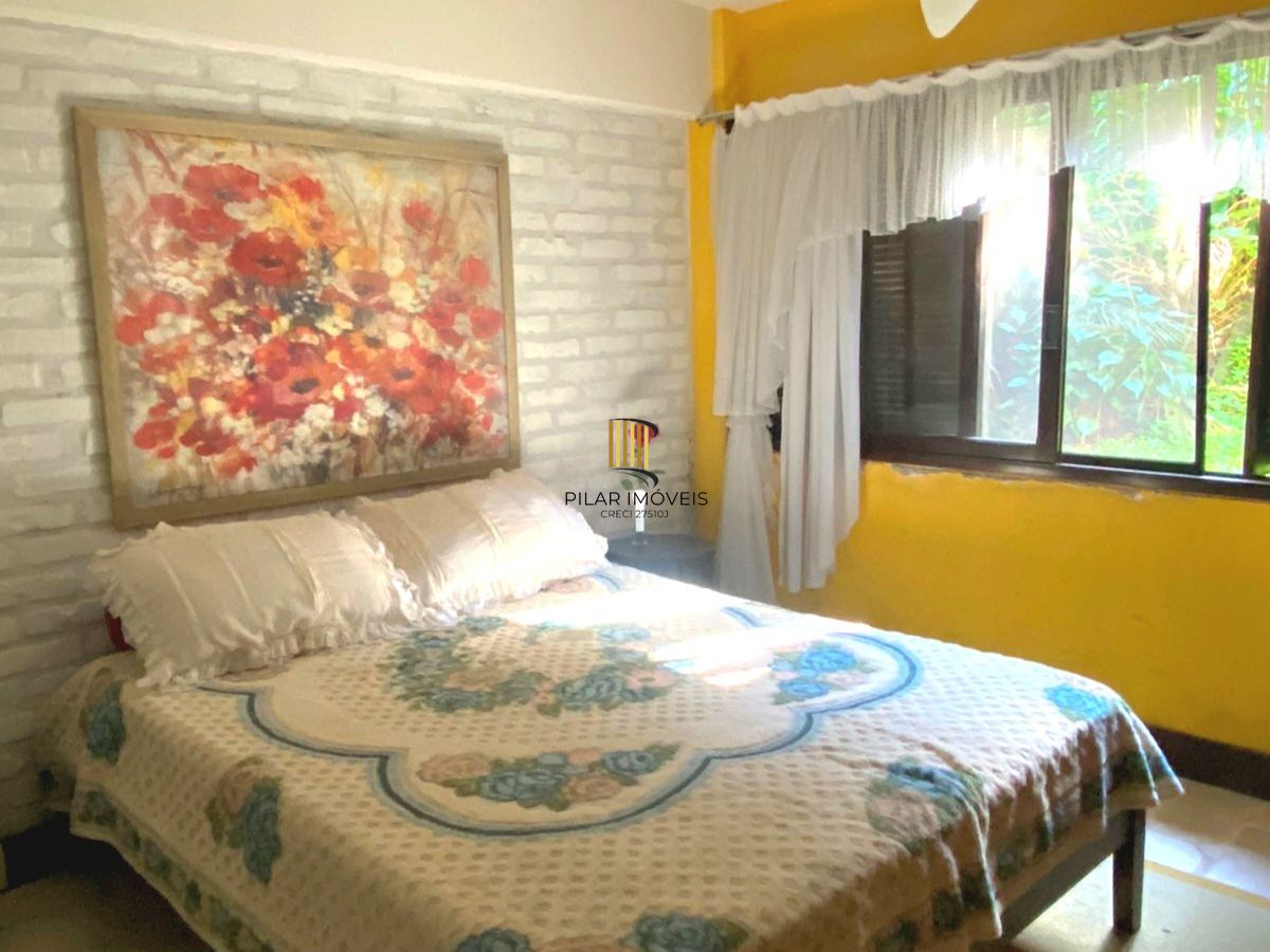 Casa com 7 dormitorios para venda Bairro Espírito Santo Porto Alegre, com 6 vagas.