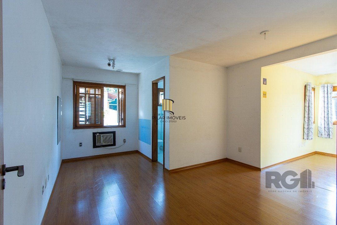 Casa para Venda - 380m², 4 dormitórios, sendo 1 suites, 4 vagas - Vila Assunção
