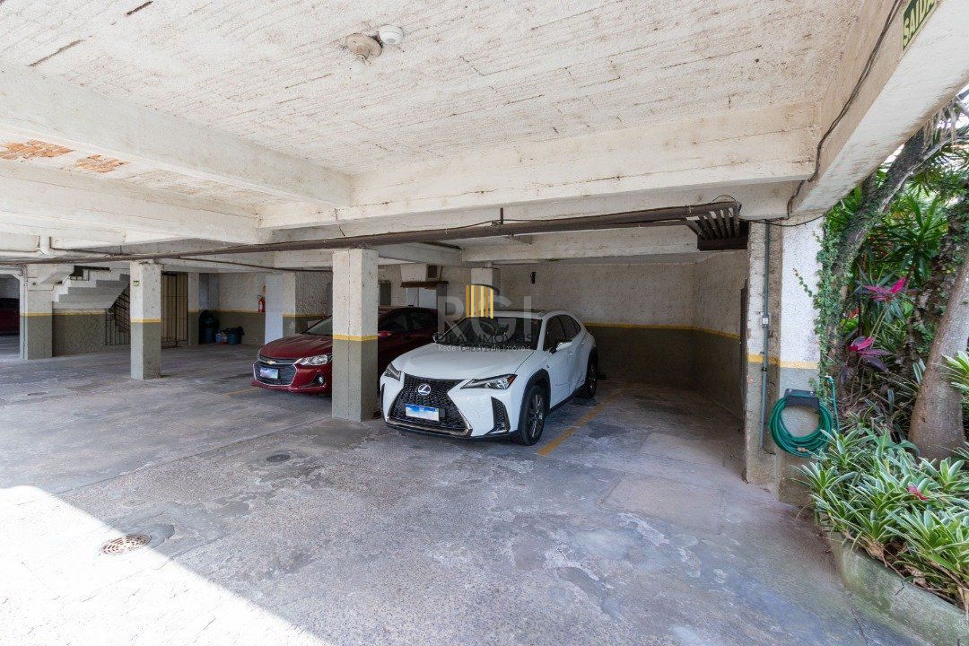 Cobertura para Venda - 234.17m², 3 dormitórios, sendo 1 suites, 2 vagas - Cristal