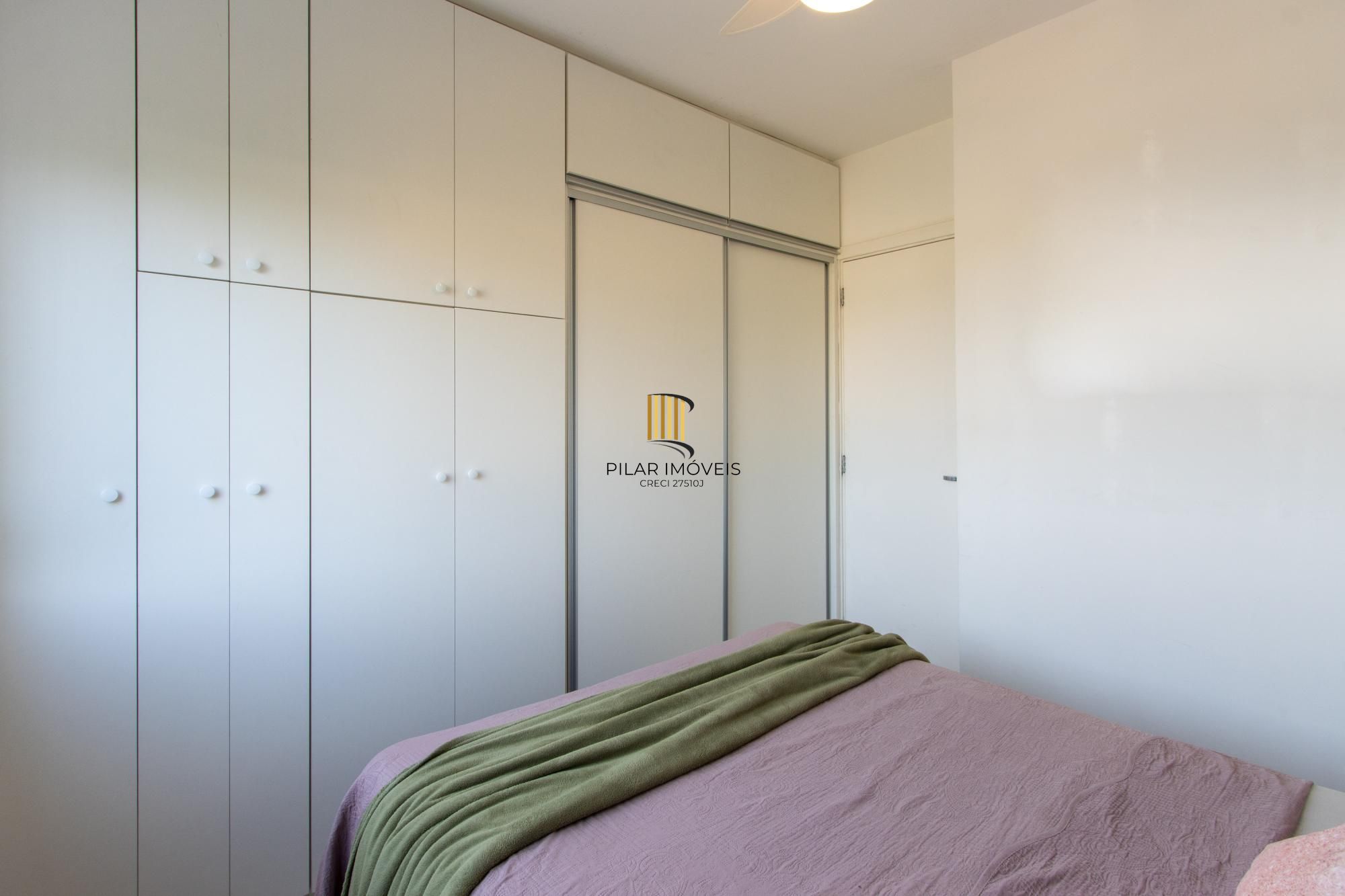 Apartamento 2 dormitórios no bairro Vila São José