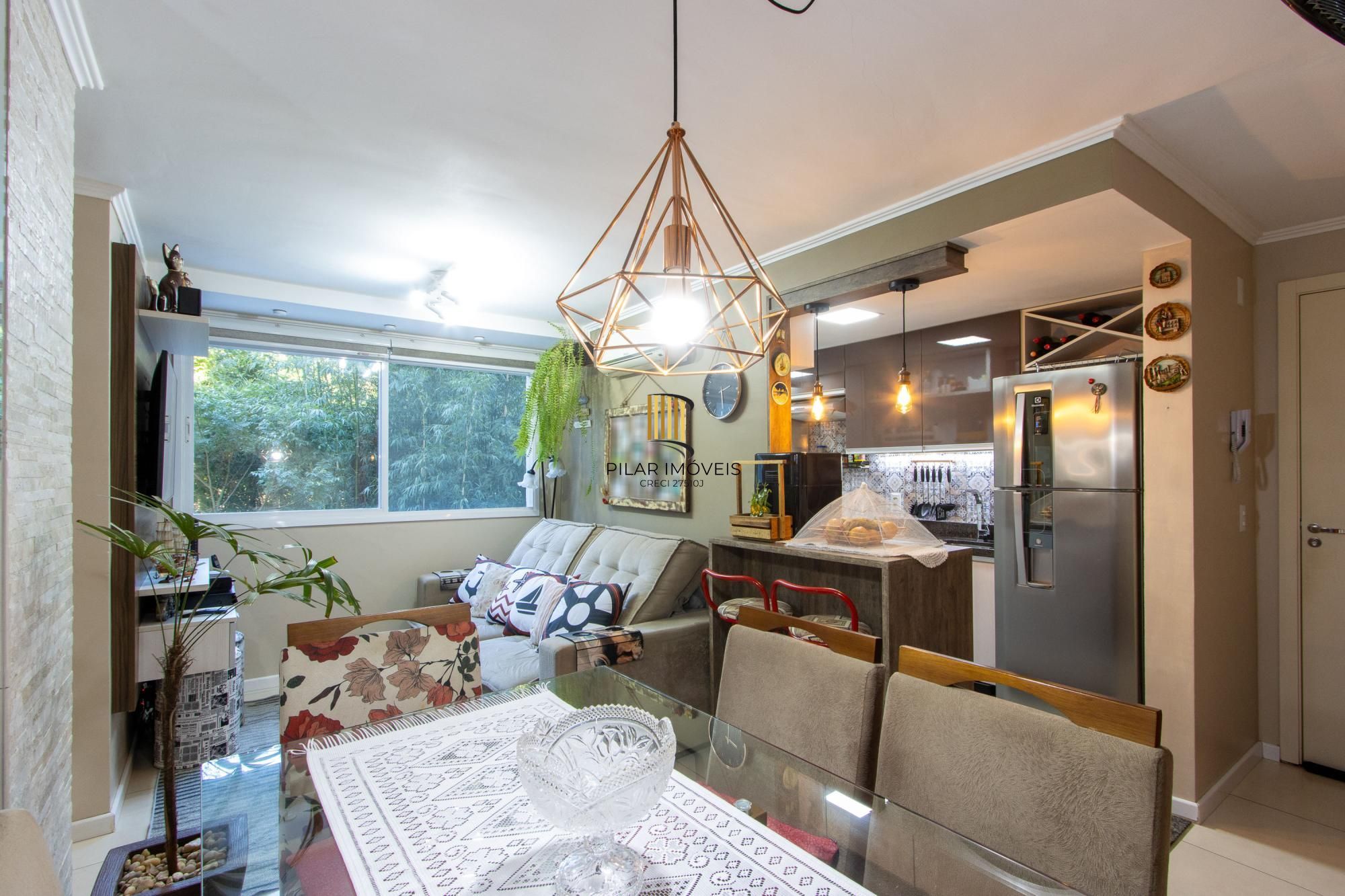 Apartamento  com  2 dormitórios, cozinha americana, Banheiro social, gás central, 1 vaga