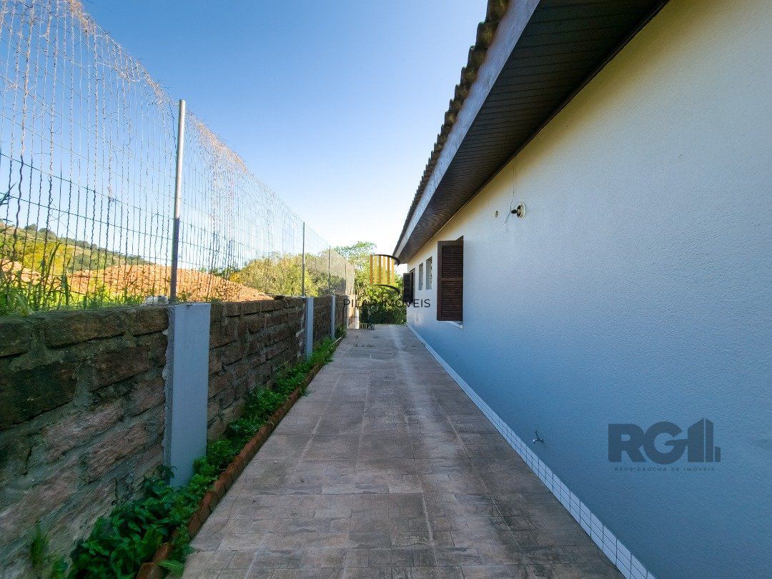 Casa com 3 quartos, suite, pátio - Bairro Espírito Santo - Potro Alegre (RS)