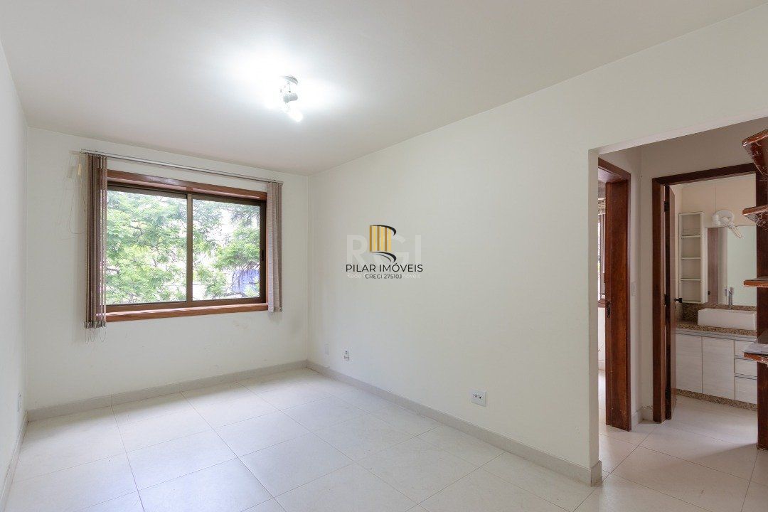 Apartamento para Venda - 46m², 1 dormitório, 1 vaga - Mont Serrat