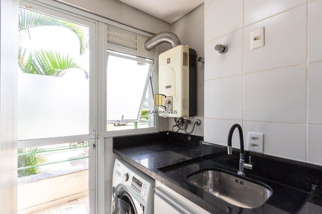 APARTAMENTO SEMIMOBILIADO