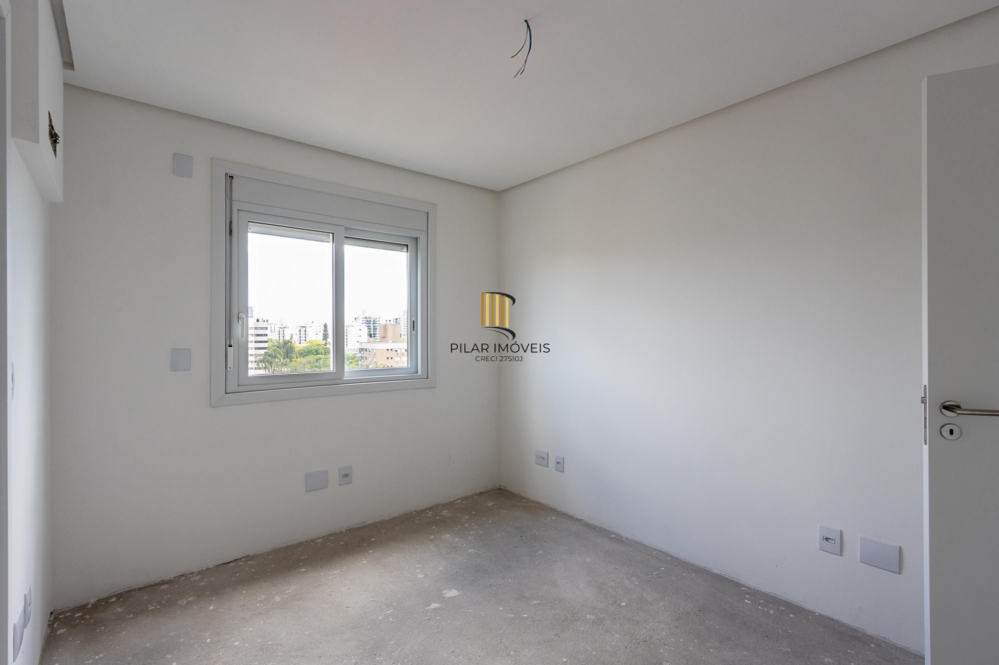 Apartamento de 3 dormitórios, 3 suítes, e 4 vagas, no bairro Jardim Lindoia