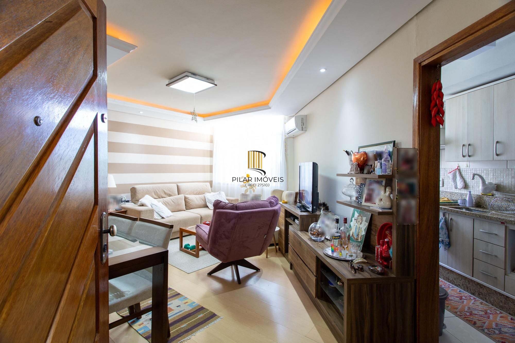 Excelente Apartamento 2 Dormitórios na Av. Wenceslau Escobar