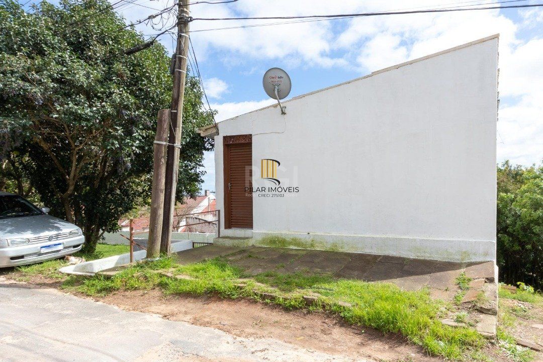 Casa 2 dormitórios no bairro Tristeza