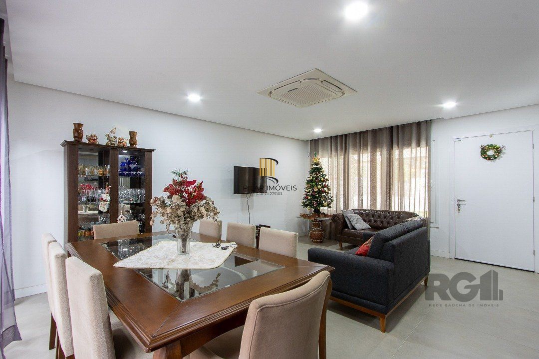 Casa de Condomínio 3 dormitórios no bairro Vila Assunção