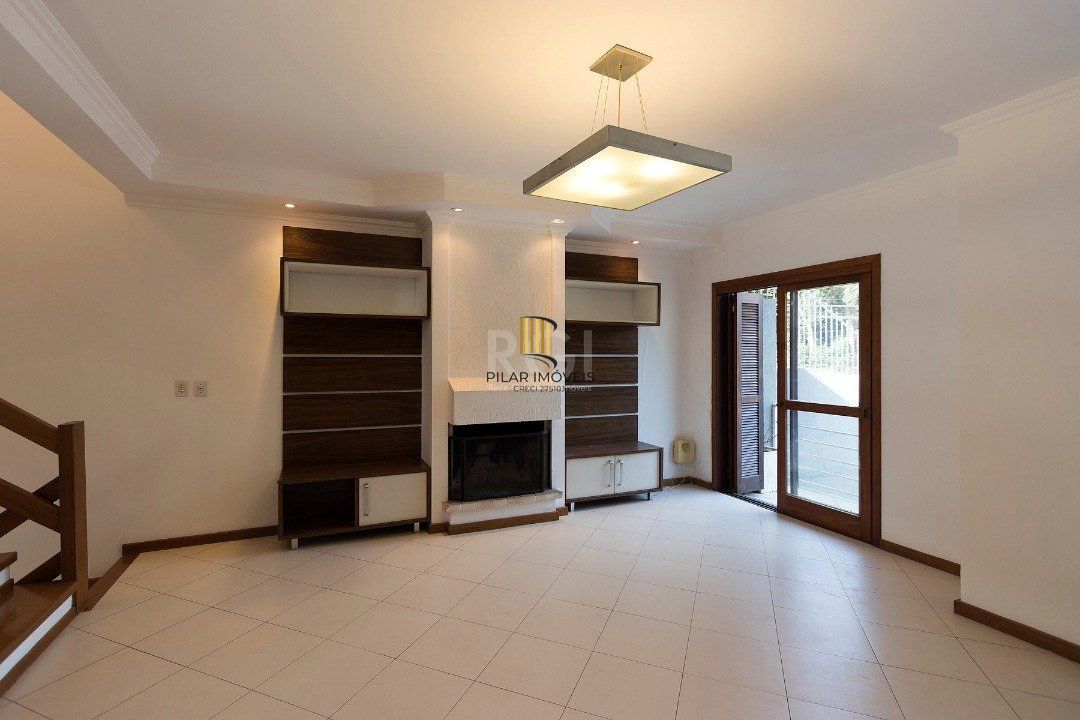 Casa Condominio para Venda - 262.98m², 3 dormitórios, sendo 1 suites, 2 vagas - Imperial Parque