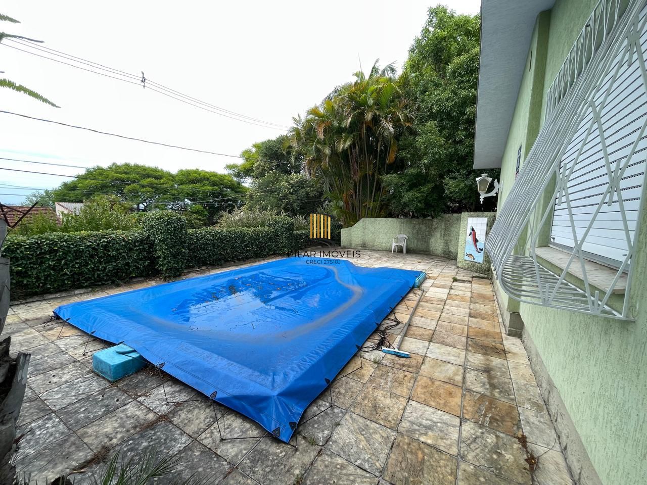 Casa 03 dormitórios,  287m² privativos Bairro Santa Tereza!