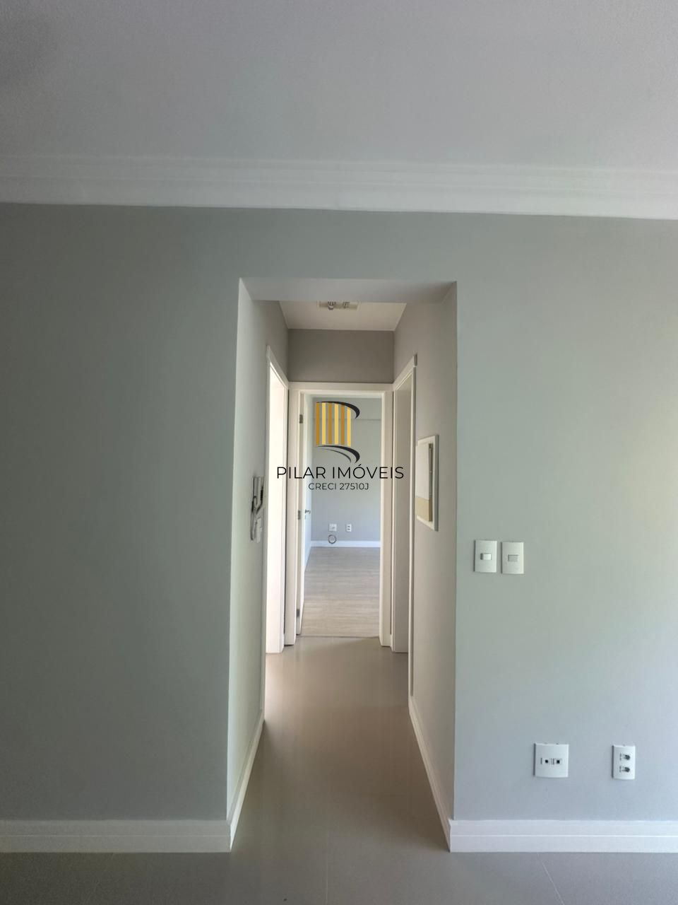 Apartamento 2 dormitórios no bairro Cavalhada