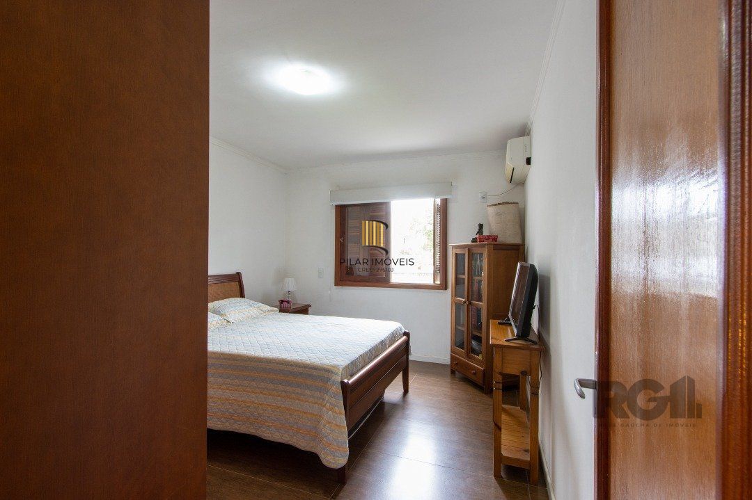 Casa para Venda - 170m², 3 dormitórios, sendo 1 suites, 2 vagas - Lagos De Nova Ipanema