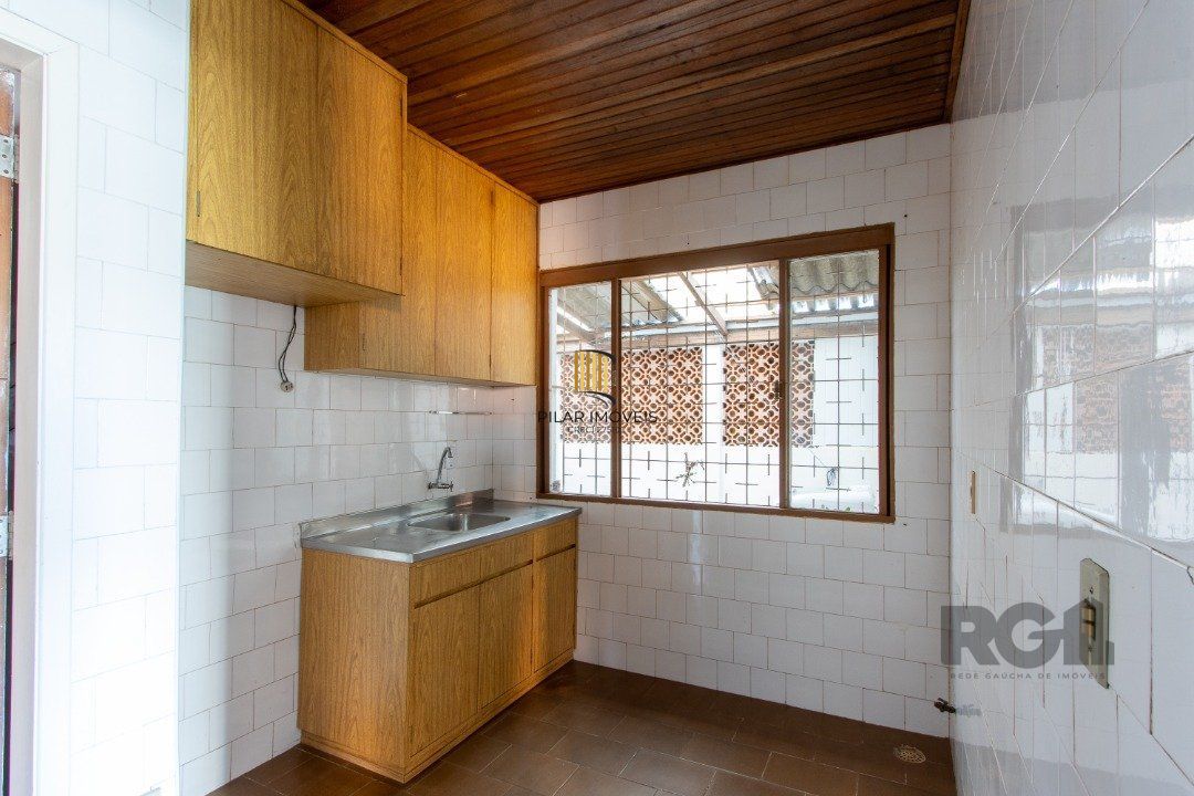 Casa 3 dormitórios no bairro Aberta dos Morros