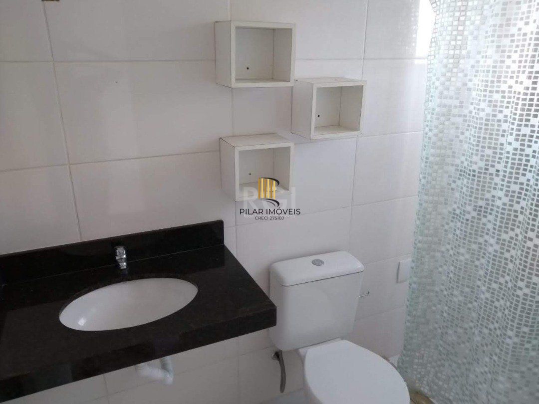 Casa linda com vista para o Rio com 3 pavimentos  com duas suíte