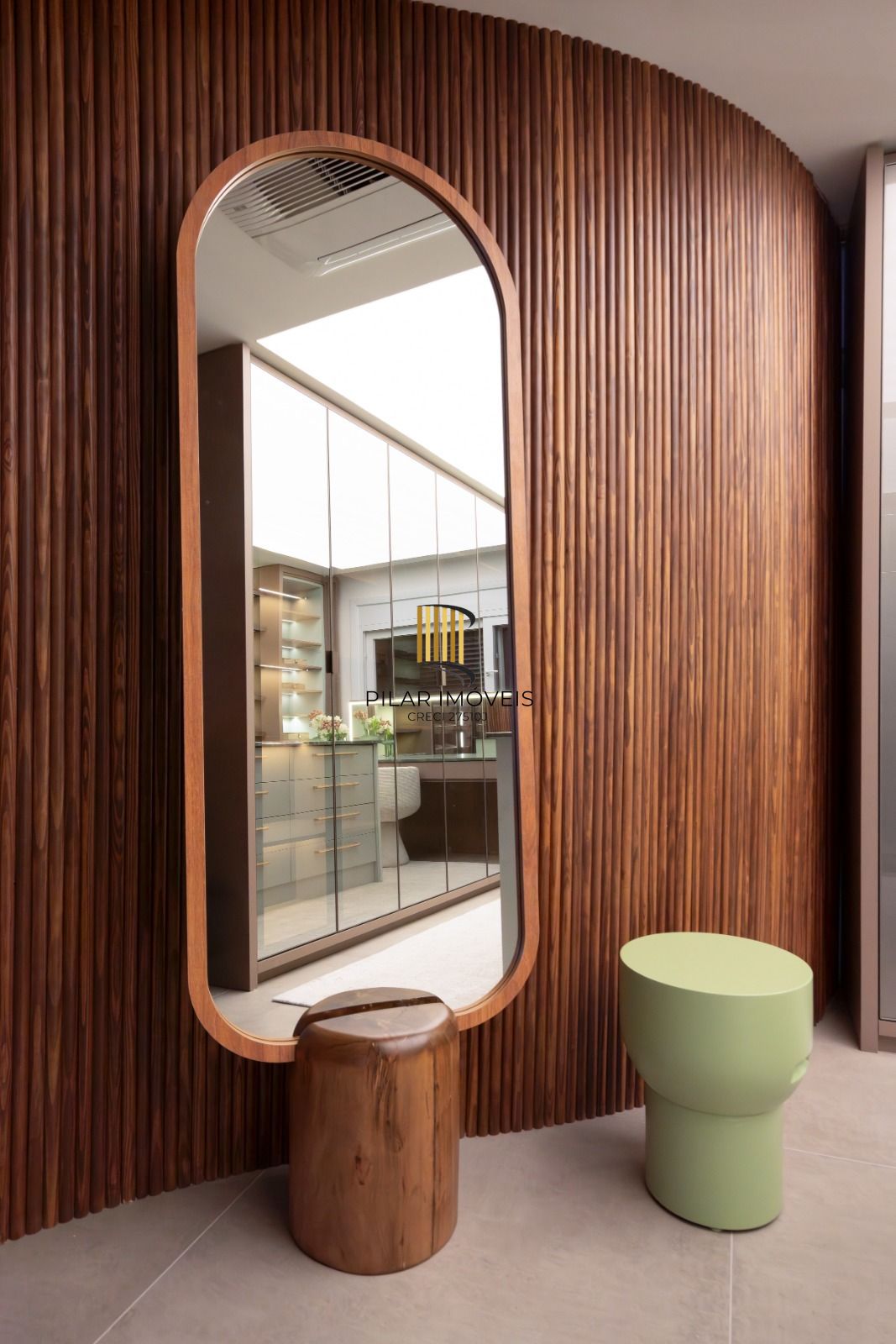 Cobertura para Venda - 483.85m², 3 dormitórios, sendo 3 suites, 4 vagas - Vila Assunção