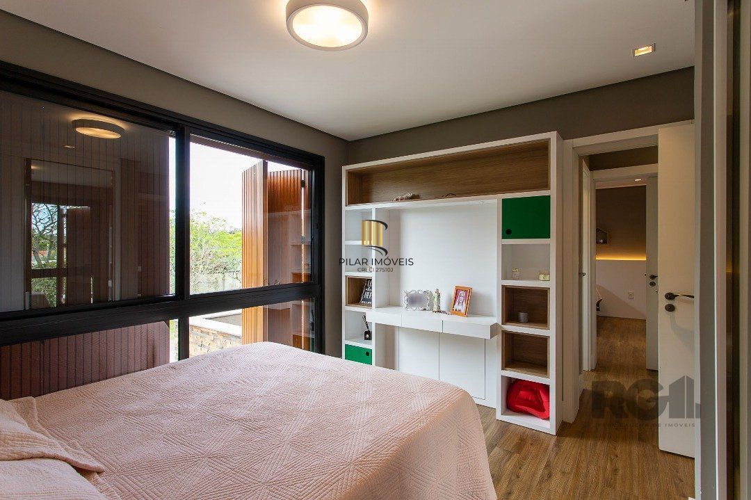 Casa de Condomínio 4 dormitórios no bairro Belém Novo
