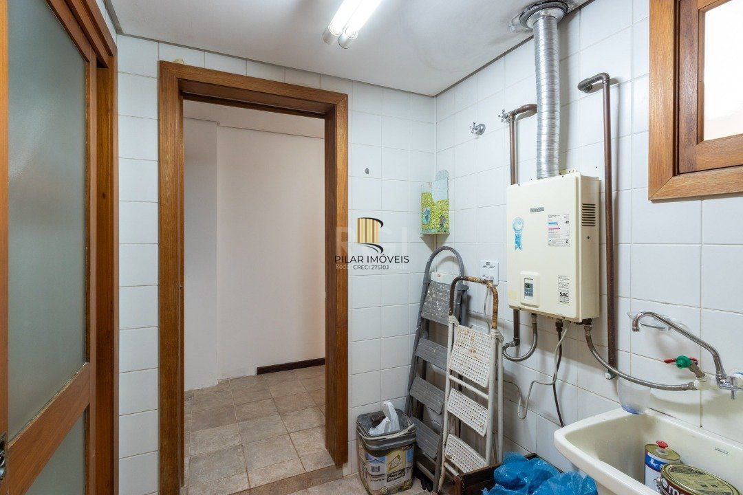 Casa Condominio para Venda - 215.81m², 4 dormitórios, sendo 1 suites, 2 vagas - Tristeza