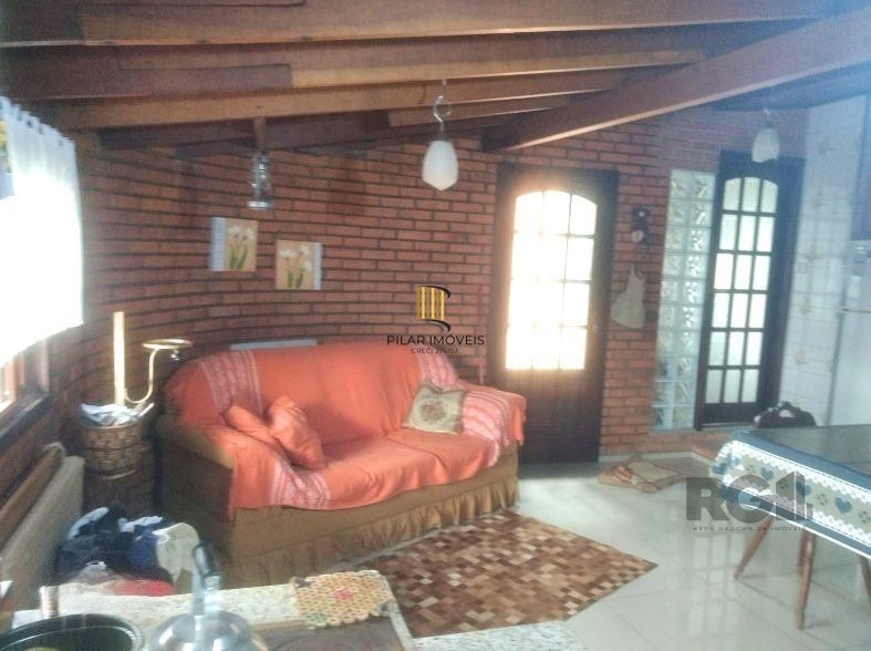 Casa para Venda - 250m², 3 dormitórios, sendo 1 suites, 4 vagas - Taruma