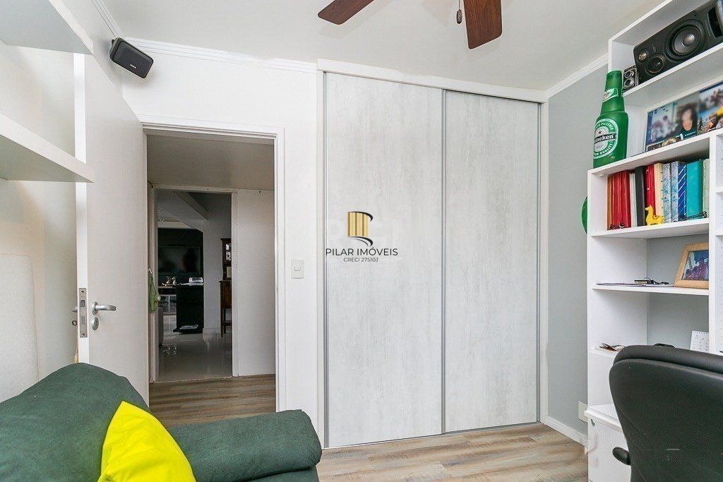 Apartamento para Venda - 110.55m², 3 dormitórios, sendo 2 suites, 1 vaga - Petrópolis
