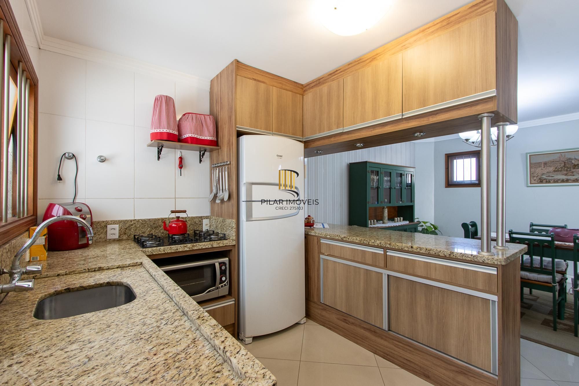 Casa Condominio  - 197m² de aréa nprivativa, 03 dormitórios 01 suites, 02 vagas - Tristeza