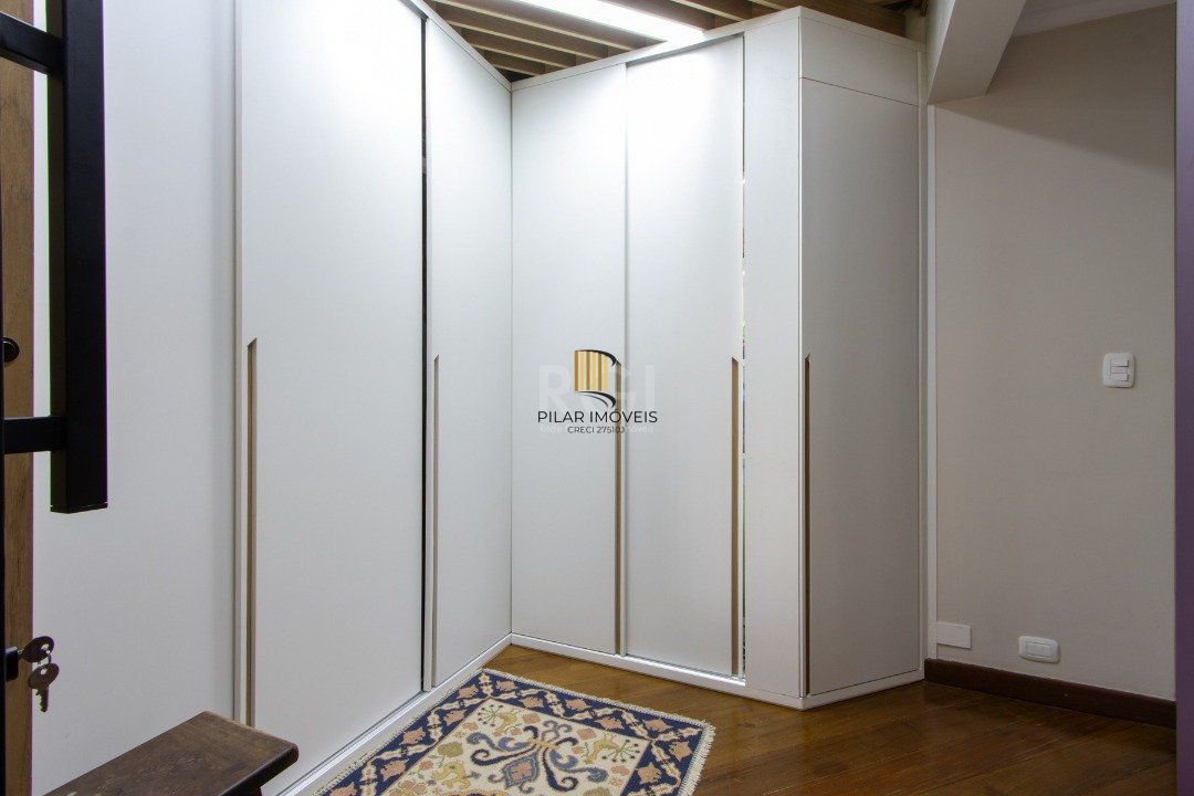 Casa 3 dormitórios no bairro Jardim Isabel