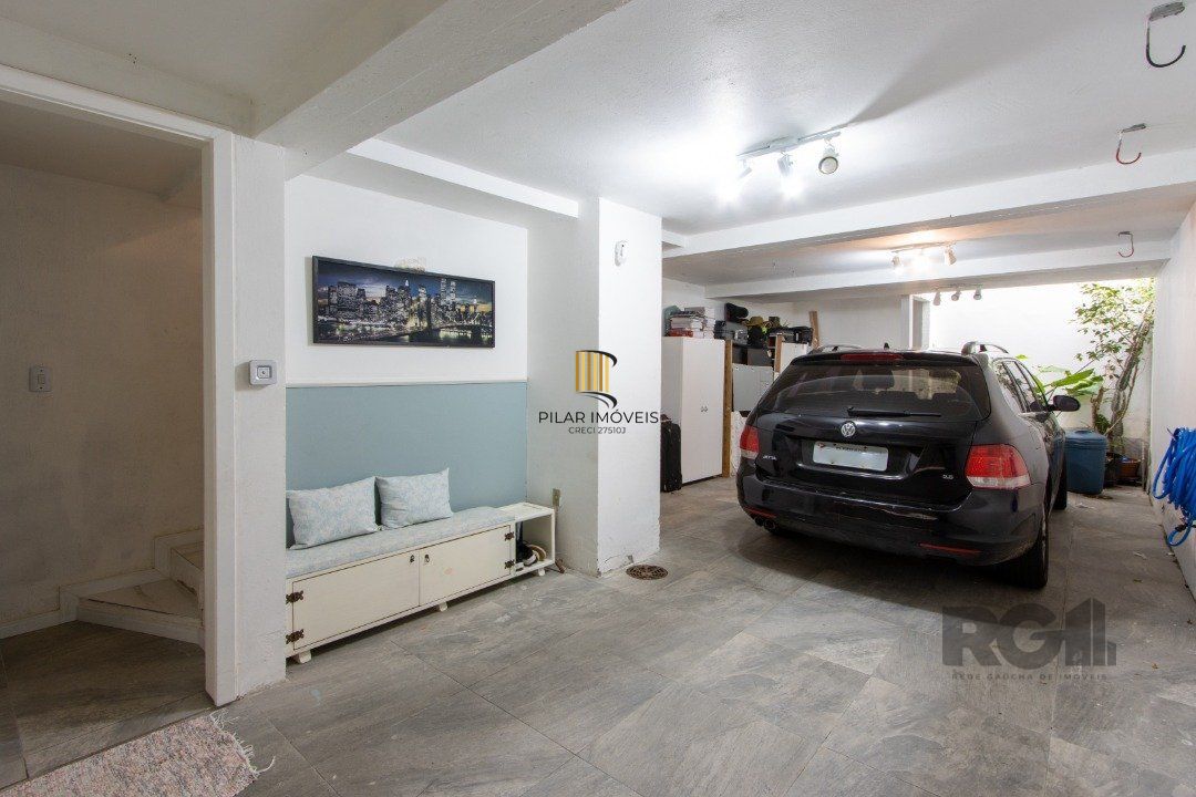 Sobrado com 148,45m², com 2 quartos, suíte, área gormet, vista para o Guaíba, na Vila Conceição.