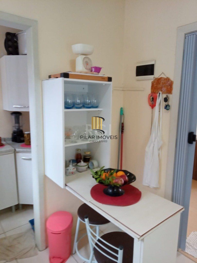 Apartamento para Venda - 48.41m², 2 dormitórios, 1 vaga - Camaquã