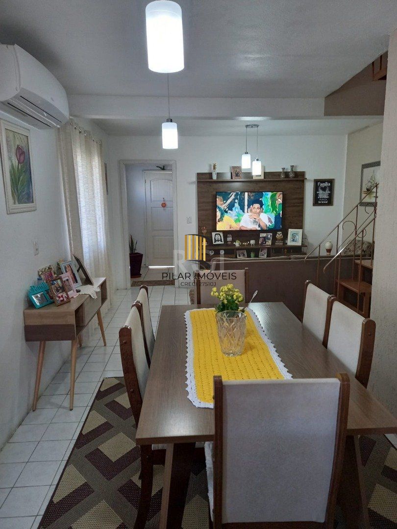 Casa 4 dormitórios no bairro Hípica