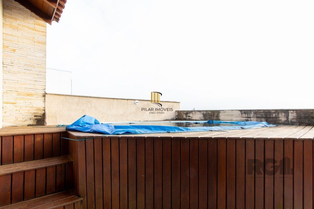 Casa à Venda no Guarujá - Porto Alegre
