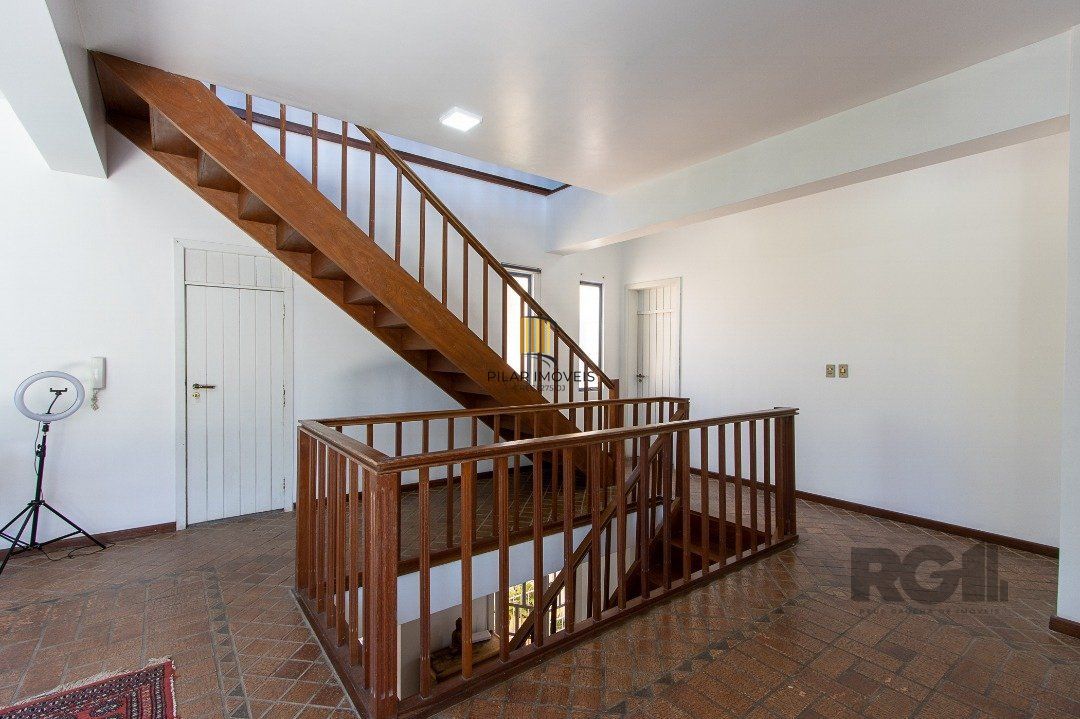 Casa 4 dormitórios no bairro Jardim Isabel