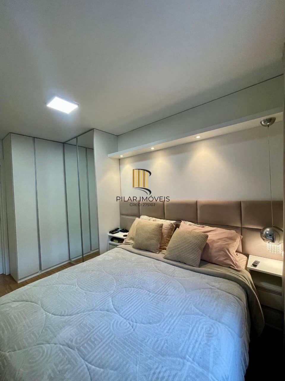 APARTAMENTO MOBILIADO, BAIRRO VILA NOVA - 57M² - 02 QUARTOS, 01 SUÍTE - 01 VAGA DE ESTACIONAMENTO!