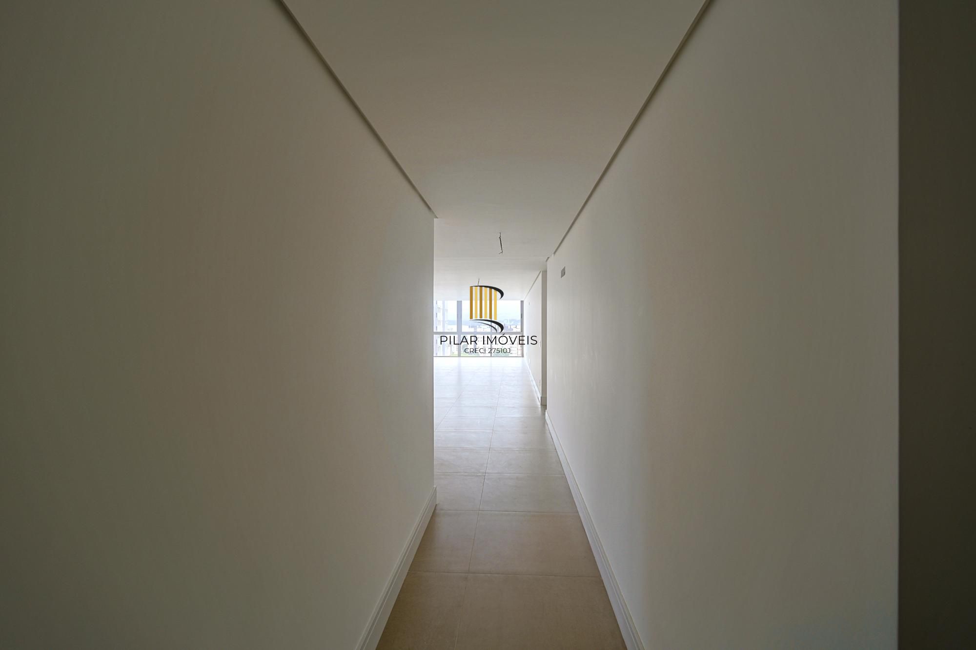 Apartamento com 217m² e 3 dormitórios no bairro Tristeza em PORTO ALEGRE para Comprar